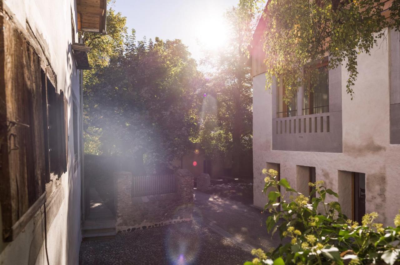 Casa Caminada Hotel Furstenaubruck ภายนอก รูปภาพ